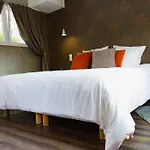 L'hostellerie D'acquigny Hotel 3*