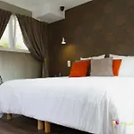 L'hostellerie D'acquigny Hotel