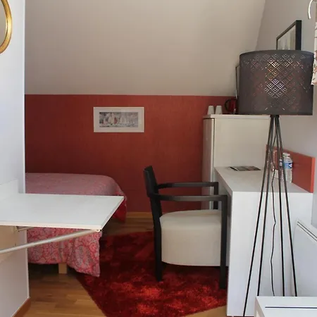 Hotel L'hostellerie D'acquigny