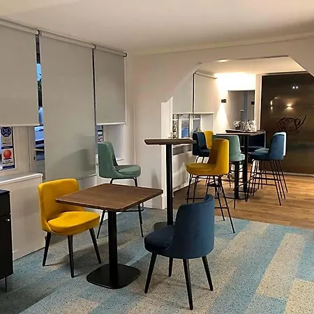 Hotel L'hostellerie D'acquigny