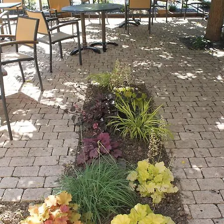 Hotel L'hostellerie D'acquigny