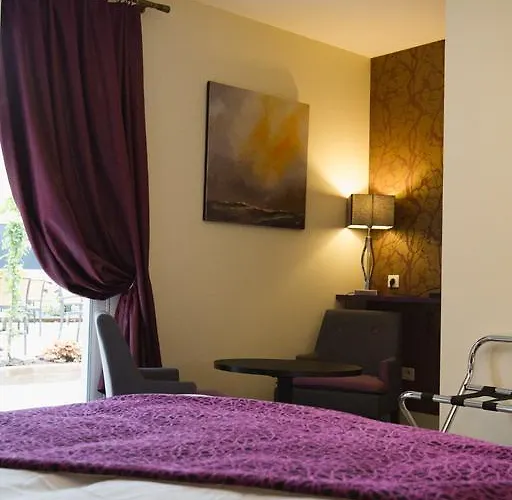 L'hostellerie D'acquigny Hotel 3*