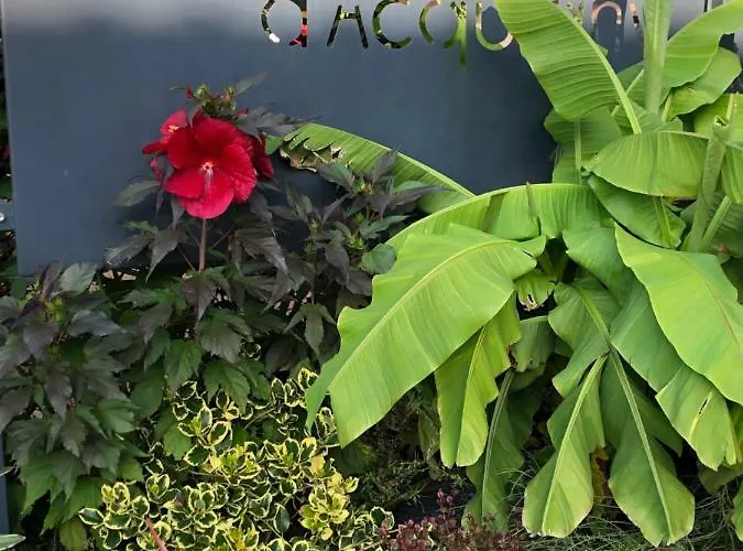 Hotel L'hostellerie D'acquigny 3*